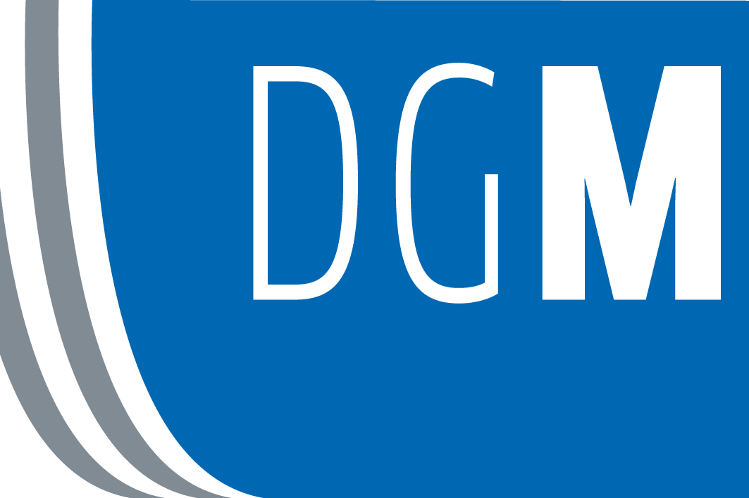 Logo der DGM.